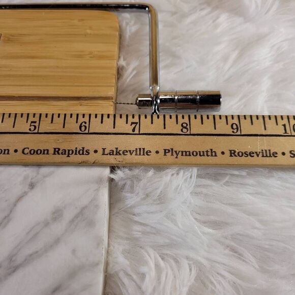 Wells Fargo Bamboo and Marble Cutting Board/Cheese Slicer - Picture 2 of 6